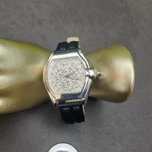 Britto Artist Collection Luxury Watche NWOT - Picture 6 of 6